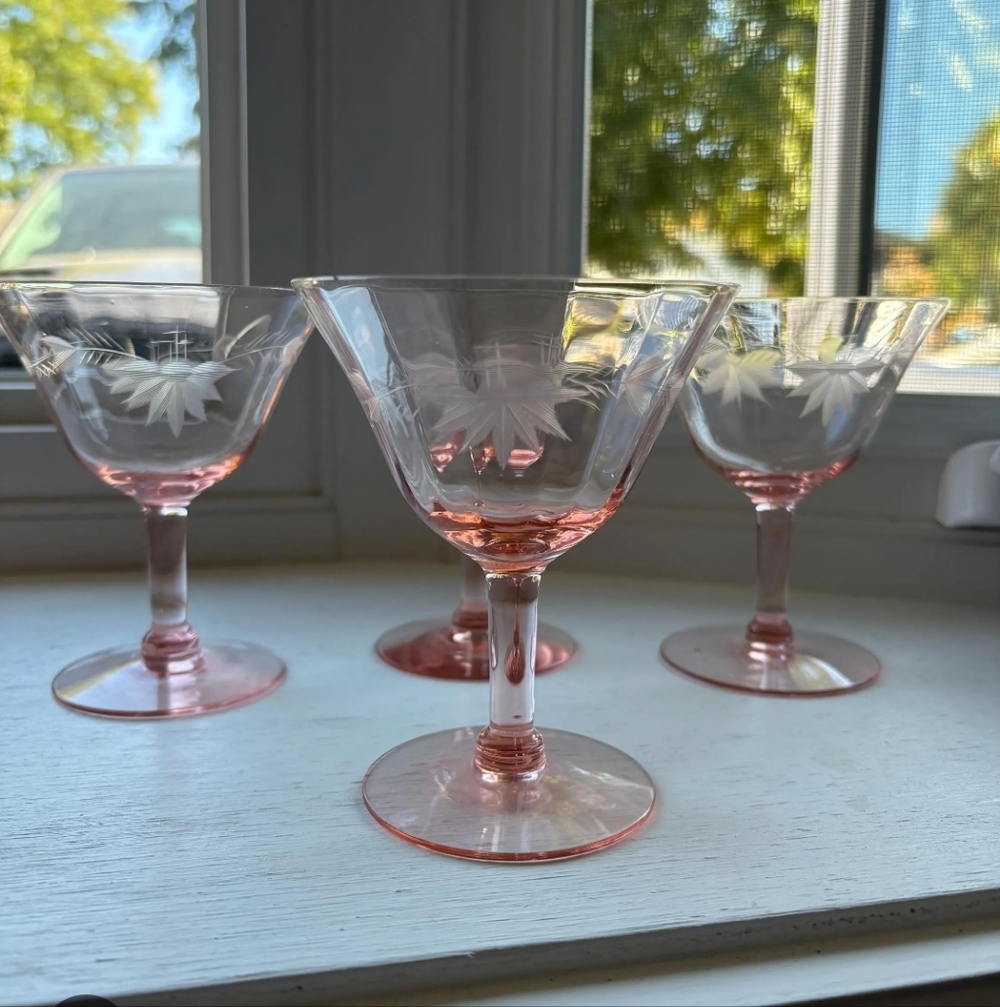 DEPRESSION GLASS Pink Champagne Cocktail  Glasses, Set Of 4